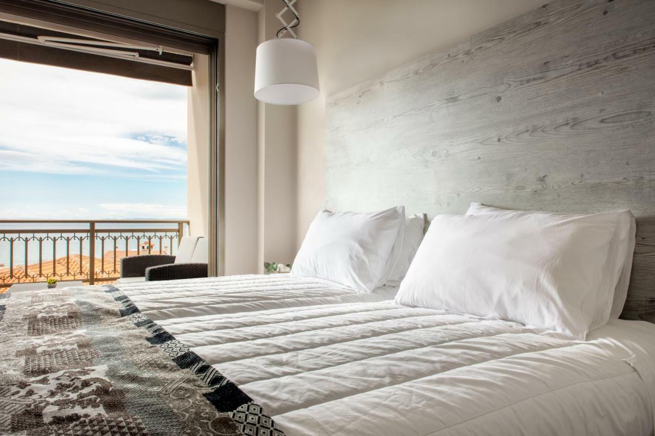 Royalty Suites Loft Nikiti  Extérieur photo