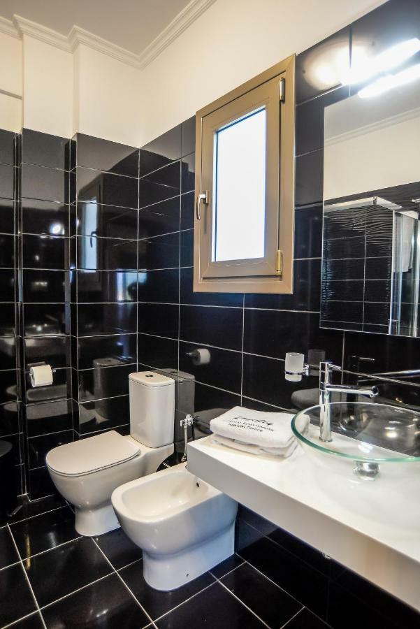 Royalty Suites Loft Nikiti  Extérieur photo